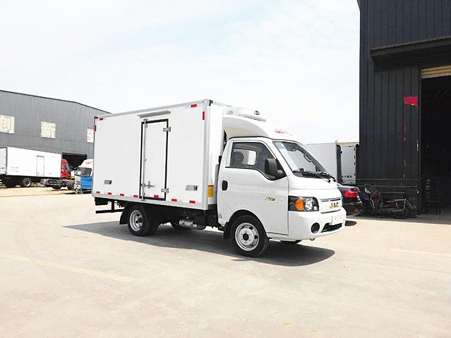 江淮康玲X5国六蓝牌冷藏车