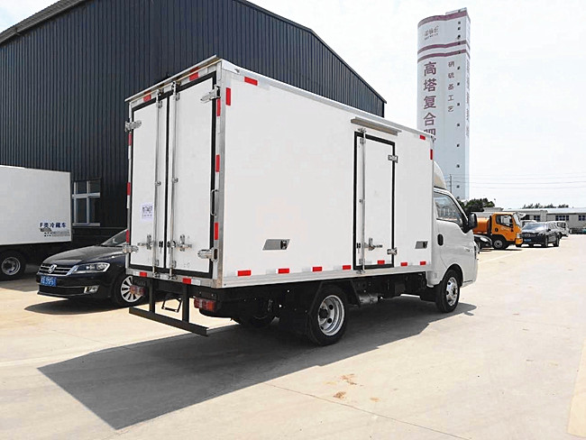 江淮康玲X5国六蓝牌冷藏车