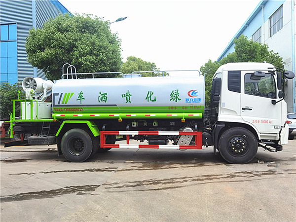 东风天锦雾炮洒水车