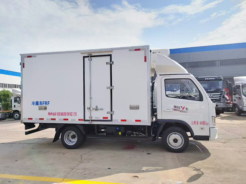 福田欧马可V卡冷藏车