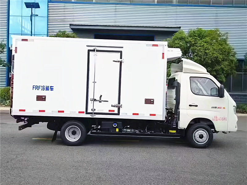 福田祥菱M2冷藏车