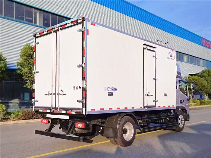 福田欧马可S3冷藏车