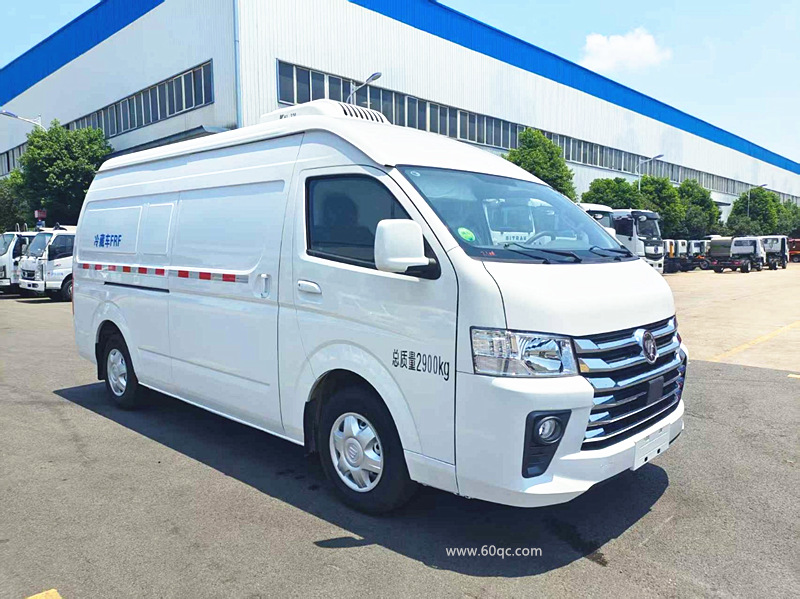 福田G9国六蓝牌面包冷藏车