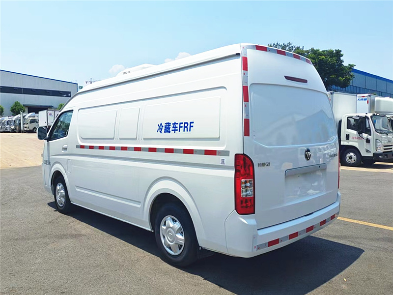 福田G9国六蓝牌面包冷藏车