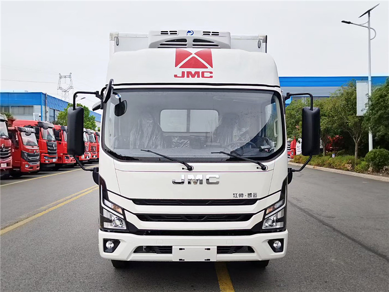 江铃顺达国六4.2米冷藏车