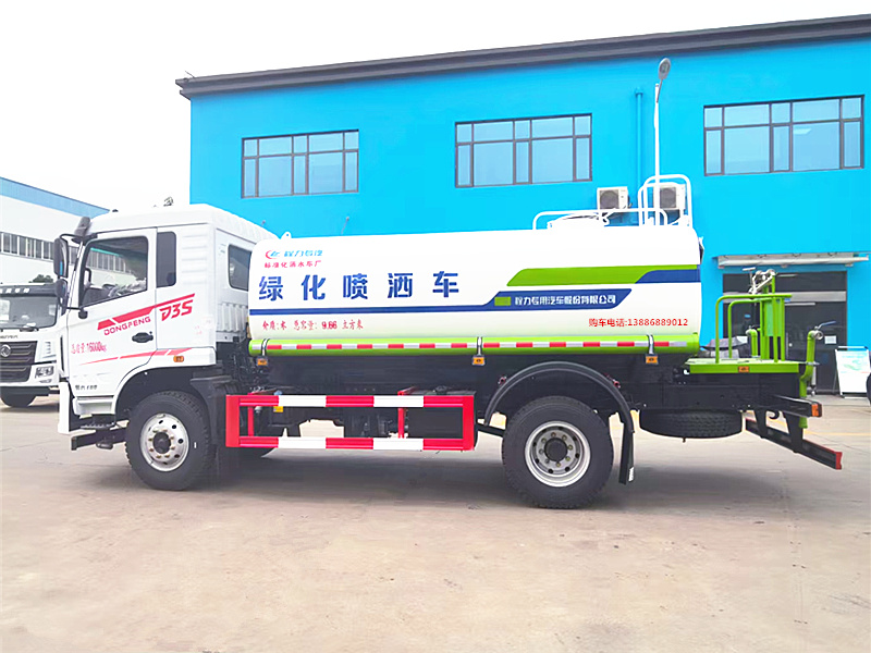 国六东风专用底盘D3洒水车