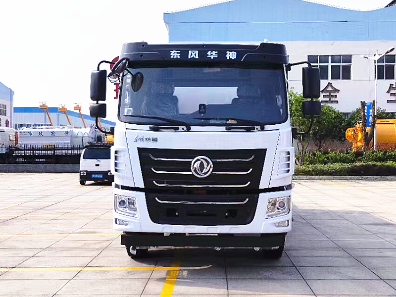 国六东风华神F5洒水车