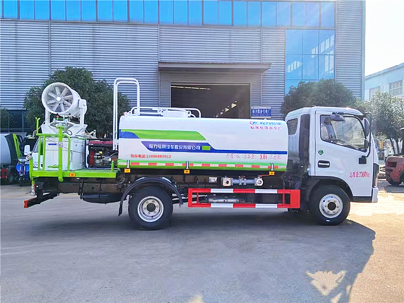 东风华神V3洒水雾炮车