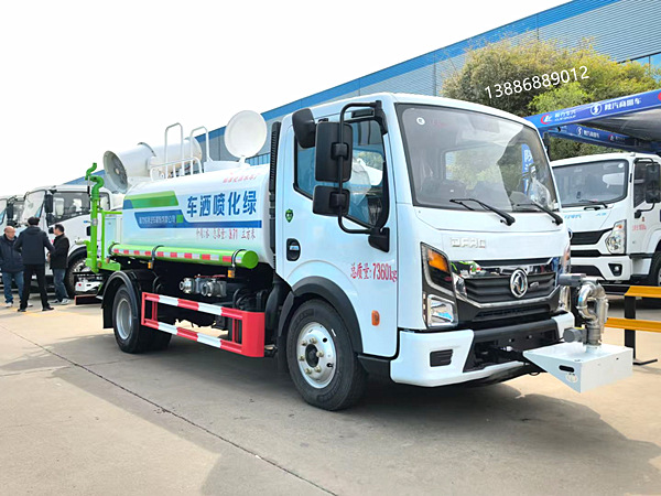 国六东风多利卡5吨雾炮车