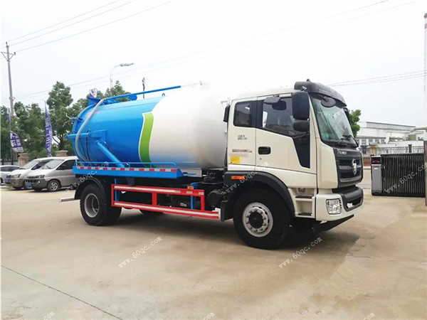 福田瑞沃吸污车