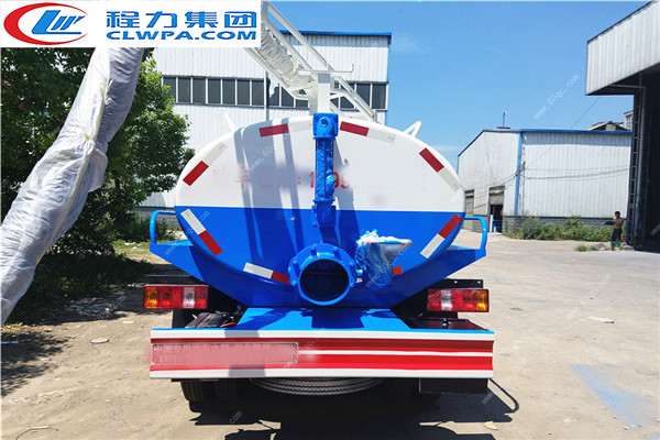 福田蓝牌吸粪车