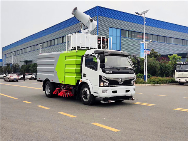 东风福瑞卡F7扫路车