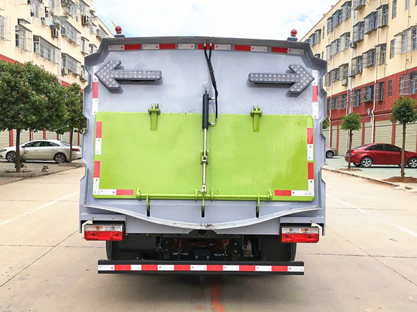 东风途逸国六汽油3方扫路车
