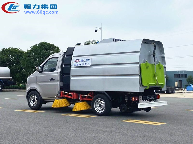 长安扫路车
