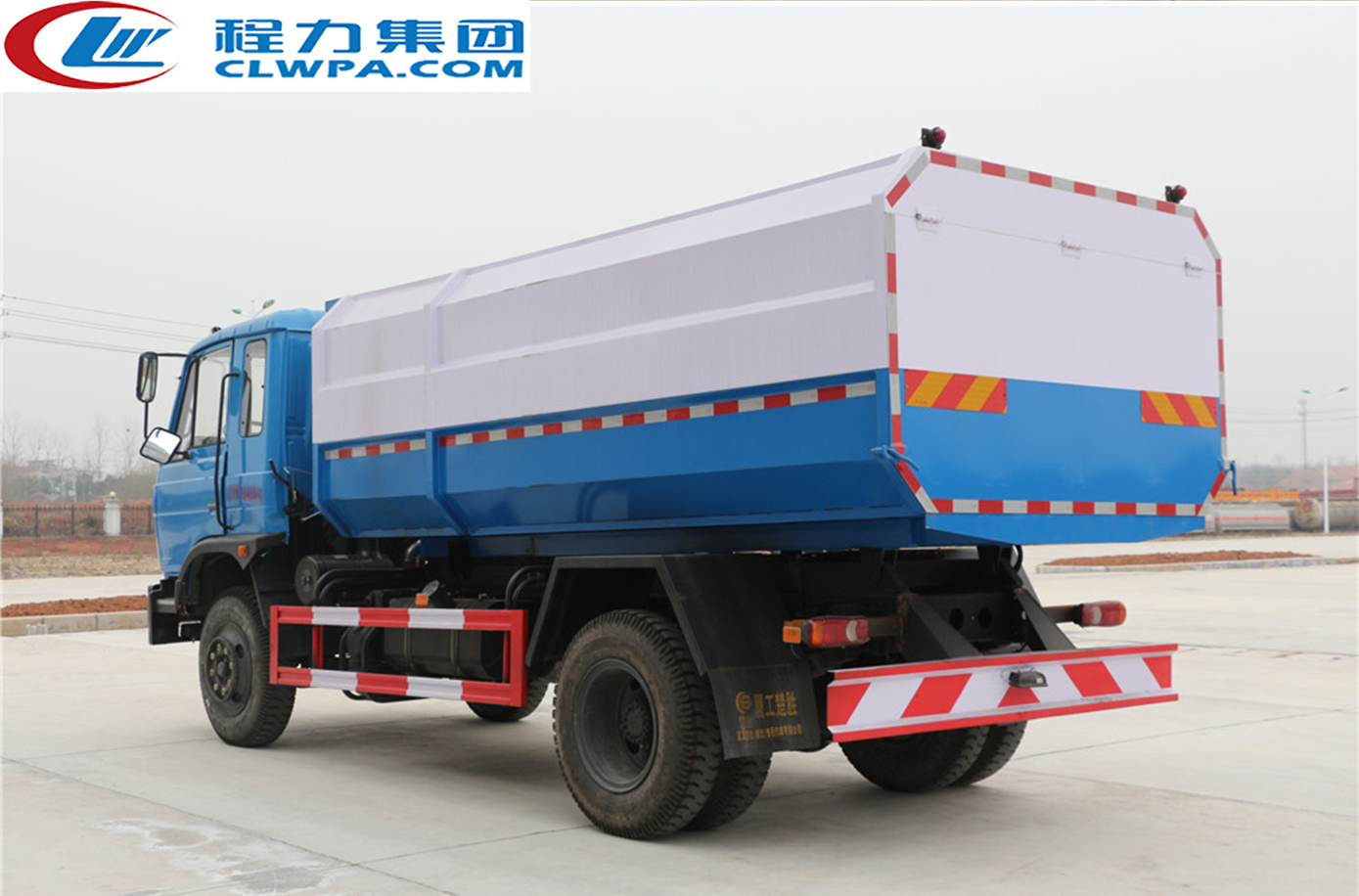 国五东风153自装卸式垃圾车