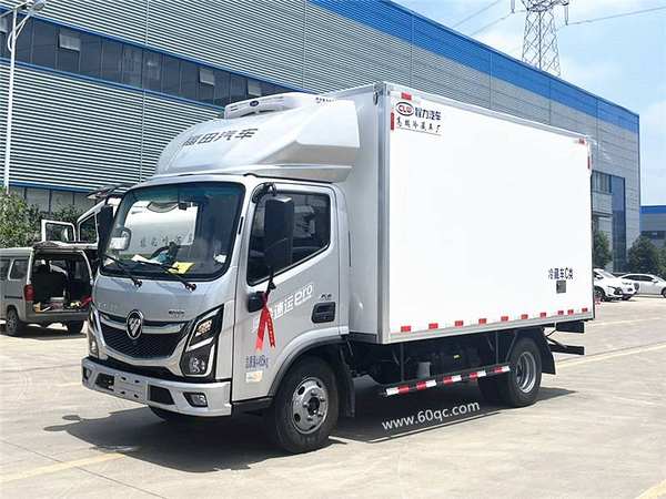 福田奥铃速运Pro自动挡冷藏车