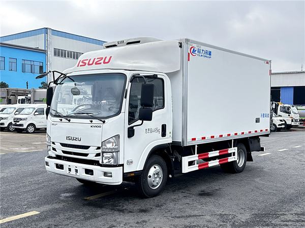 五十铃KV100冷藏车