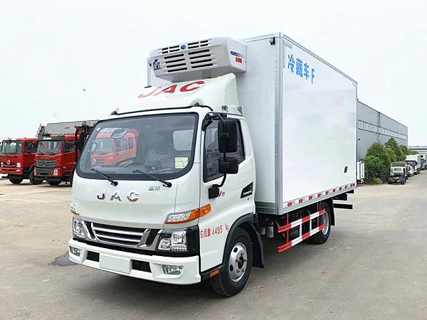 江淮骏铃V5冷藏车