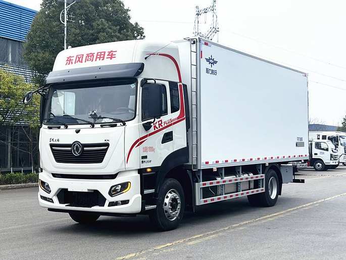 东风天锦PULS智能版冷藏车